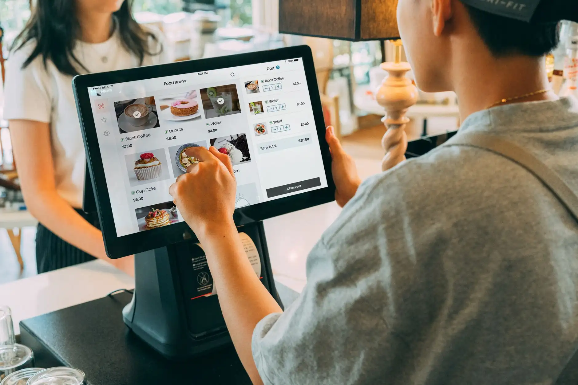 工业电机启动冲击电流过大？软启动器与变频器选型方案对比解析
